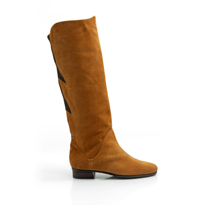Figini - Stivali con elastico fiamma in camoscio cuoio e dettagli testamoro - vista profilo
