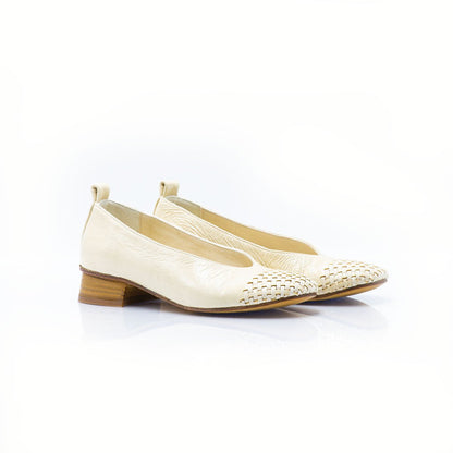 Figini - Décolleté con punta intrecciata e tacco 3 cm in vernice Beige - Figini Milano