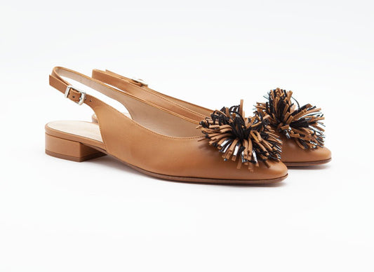 Figini - Décolleté Slingback in Vitello con fiore e tacco 2 cm Cuoio - Figini Milano