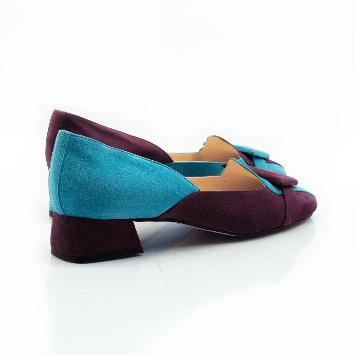 Figini - Mocassini asimmetrici con tacco 3 cm in camoscio turchese e prugna - Figini Milano