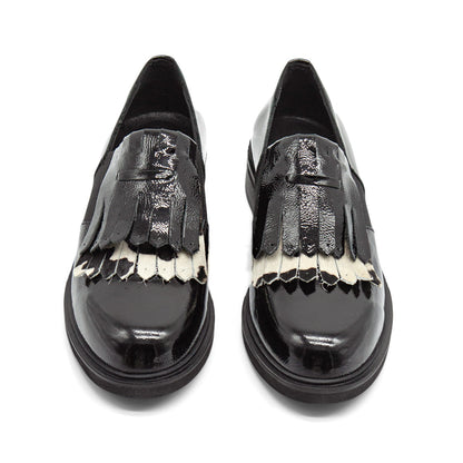 Figini - Montanti Slip-on con frange in vernice nera - Figini Milano
