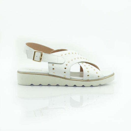 Figini - Sandali a fasce borchiate incrociate in nappa bianca - Figini Milano