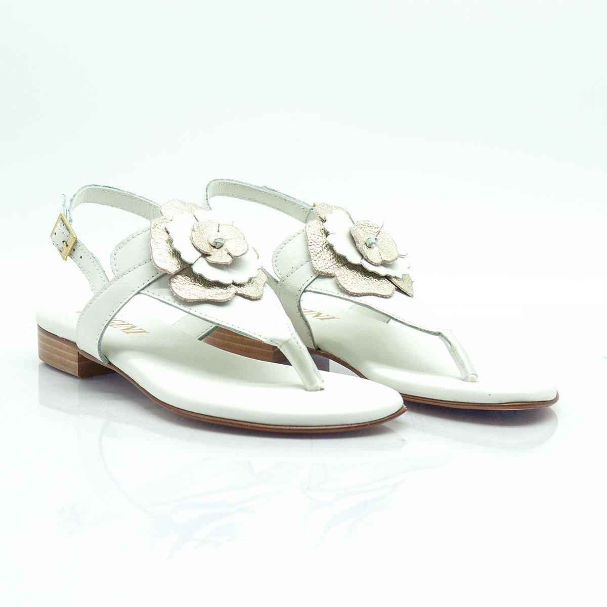 Figini - Sandali infradito con accessorio fiore in nappa bianco - Figini Milano