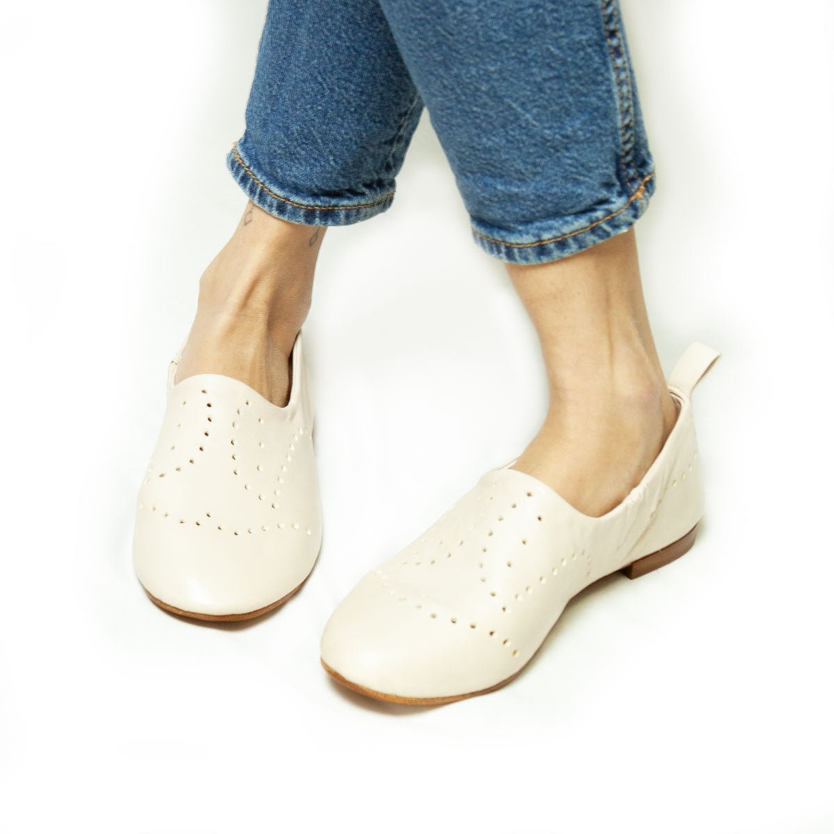 Figini - Slip - on forata in nappa off - white - Figini Milano