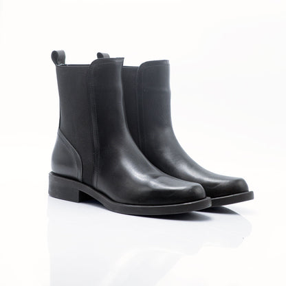 Figini - Stivaletto con elastico in Vitello Nero - Figini Milano