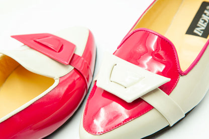 Figini - Asymmetrical loafers with buckle and 2 cm heel in beige strawberry patent leather