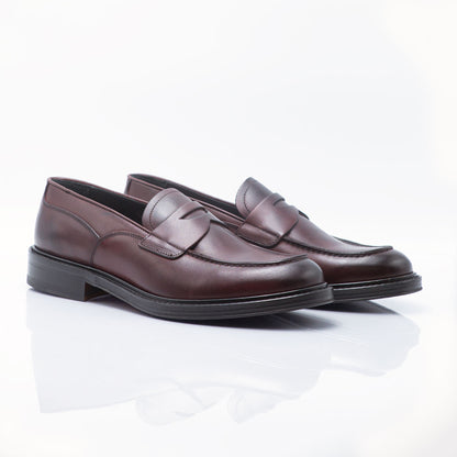Figini- Burgandy Calfskin Loafers with Leather sole and Rubber Insert