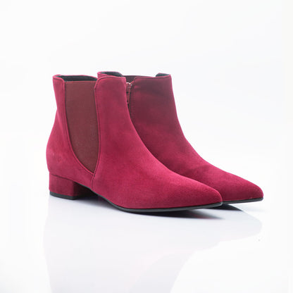 Figini - Burgandy soft Pointed Ankle Boot with zip closure and 4 cm heel