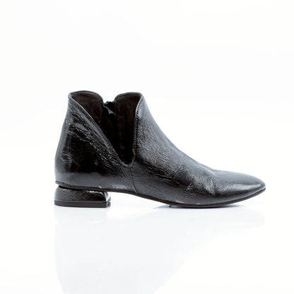 FIgini - Ankle-High Open Boot with 2 cm Heel in Black Patent leather